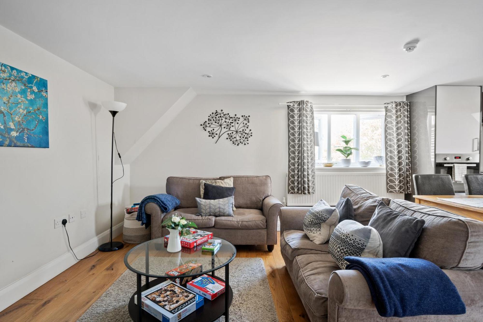 Cosy & Central Brockenhurst Flat, 2Br Exterior photo